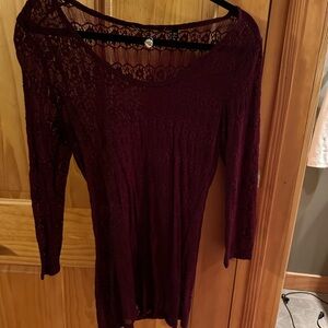 BKE Boutique Lace Top in Burgundy